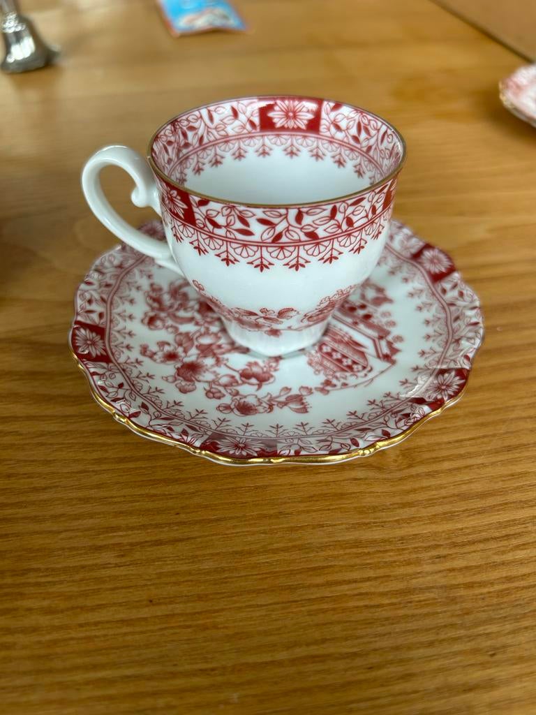 Seltmann Weiden Theresia kop-en-schotels, rood bloemmotief, Ophalen of Verzenden