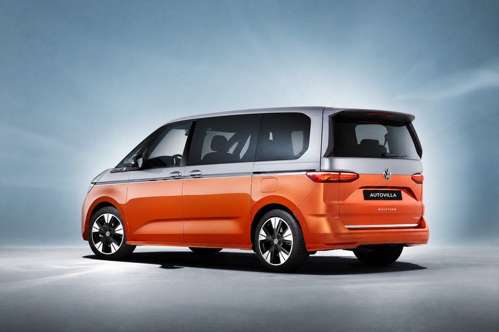 Volkswagen Multivan 1.4 eHybrid 7p Pano HUD Leer Navi Camera, Auto's, Volkswagen, Gebruikt, Euro 6, 7 stoelen, Grijs