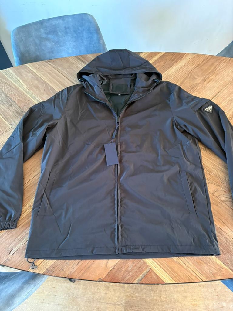 Prada zomerjas, Kleding | Heren, Ophalen of Verzenden, Zo goed als nieuw, Overige maten, Zwart