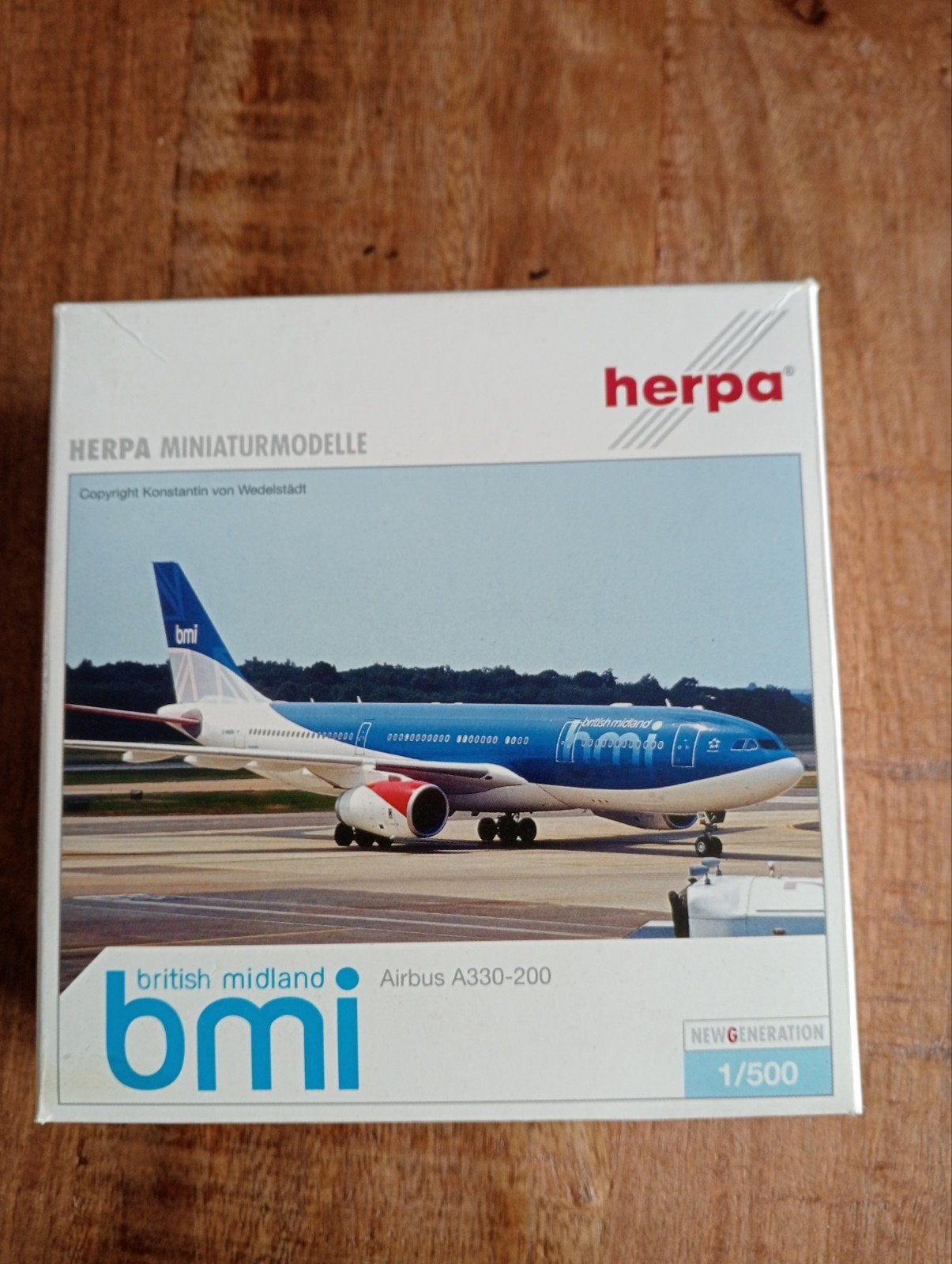 Airbus A330-200 BMI ( British Midland ), Overige merken, Ophalen of Verzenden, Vliegtuig, Gebruikt