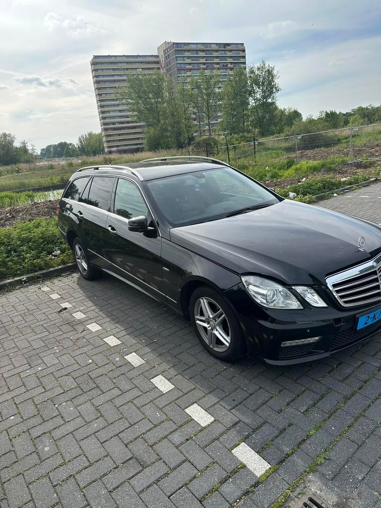 Mercedes E Klasse 200 CDI Avantgarde Defect, Auto's, Mercedes-Benz, Particulier, E-Klasse, ABS, Adaptive Cruise Control, Airbags