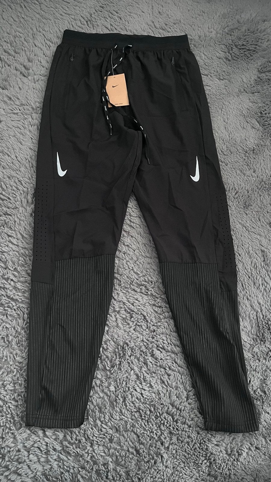 Nike broek - Helemaal nieuw, nooit gedragen, Ophalen of Verzenden, Nieuw, Zwart