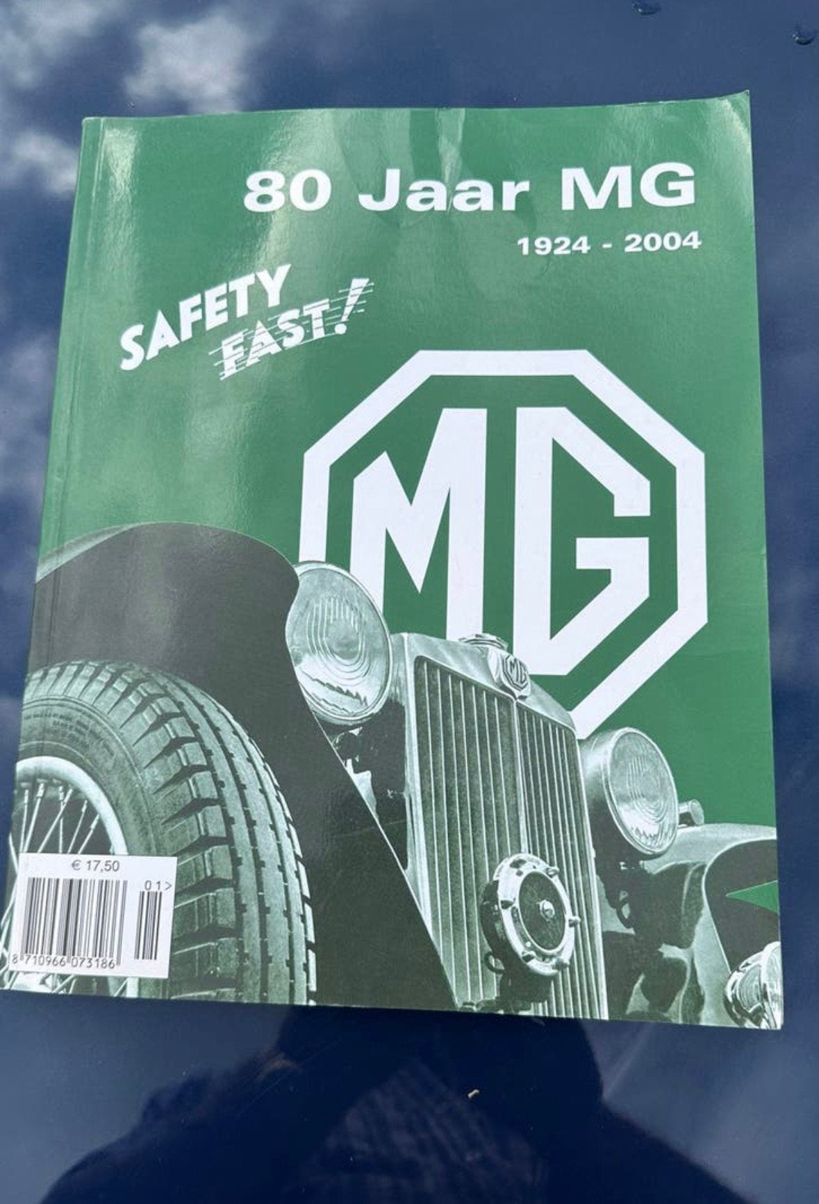 80 Jaar MG: Safety Fast! 1924-2004 Boek, Boeken, Ophalen of Verzenden, Zo goed als nieuw, Overige merken