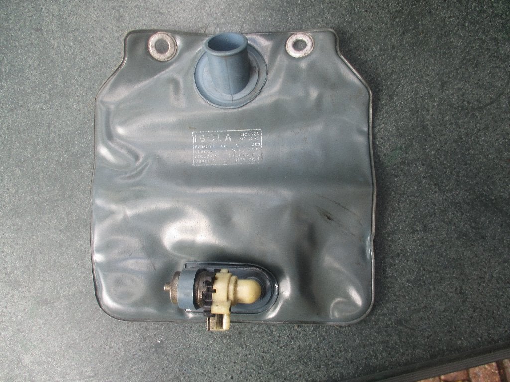 Ruitensproeier - unit -- 12 volt --   SALE !!, Ophalen of Verzenden, Gebruikt, Fiat