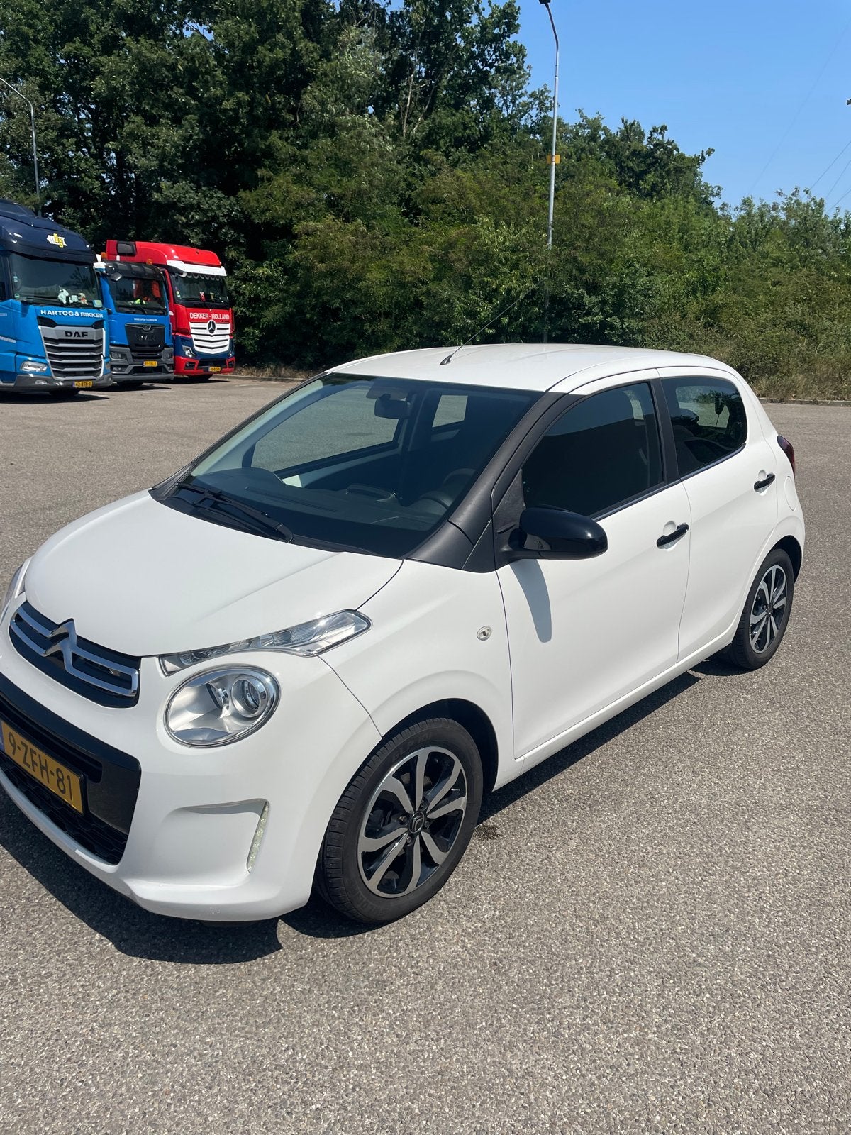 Citroën C1 1.0 E-vti 68 5-DRS 2014 Wit, Auto's, Citroën, Voorwielaandrijving, 31 €/maand, 4 stoelen, C1