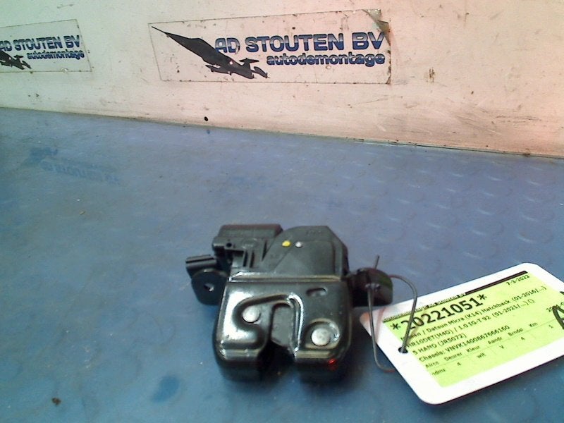 Achterklepslot Nissan Micra (K14) (2021-01/2025-06) 90503942, Gebruikt, Germany@nissan-services.eu, Kronenweg 38, Wesseling 50389, , Duitsland