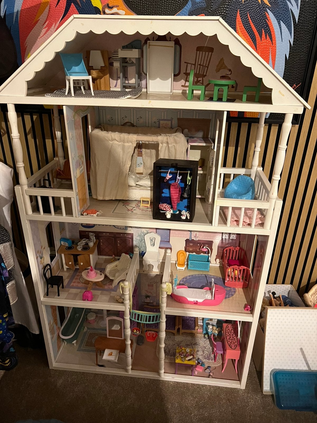 Prachtig ingericht wit houten poppenhuis, Ophalen, Poppenhuis