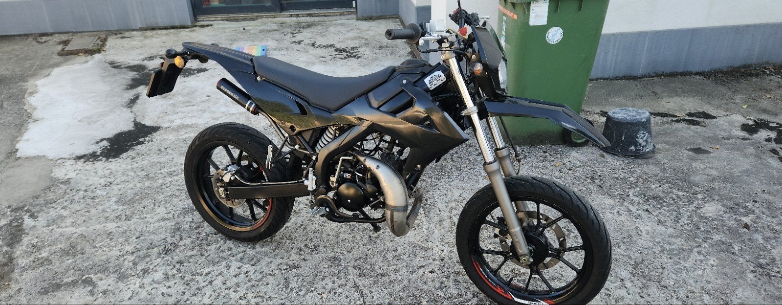 Rieju MRT-5 - 4 jaar oud, perfecte staat, 8070 km, Ophalen, Zo goed als nieuw, Rieju