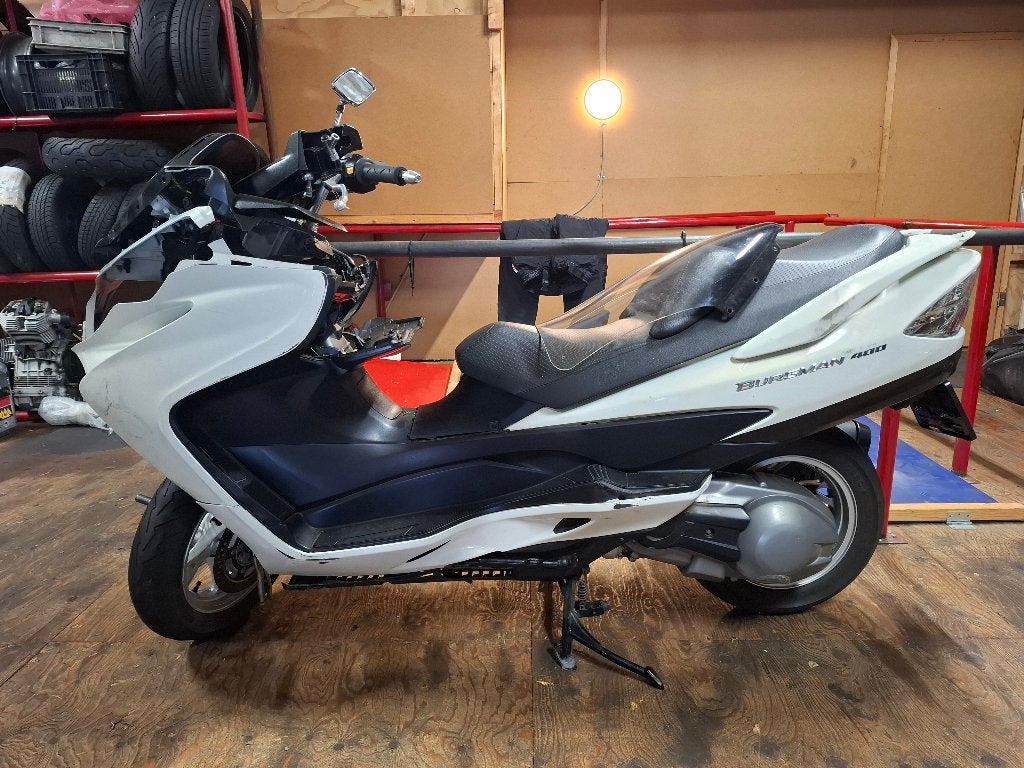 Suzuki AN400 Burgman AN 400 motorscooter met schade (2010), Ophalen of Verzenden, Gebruikt