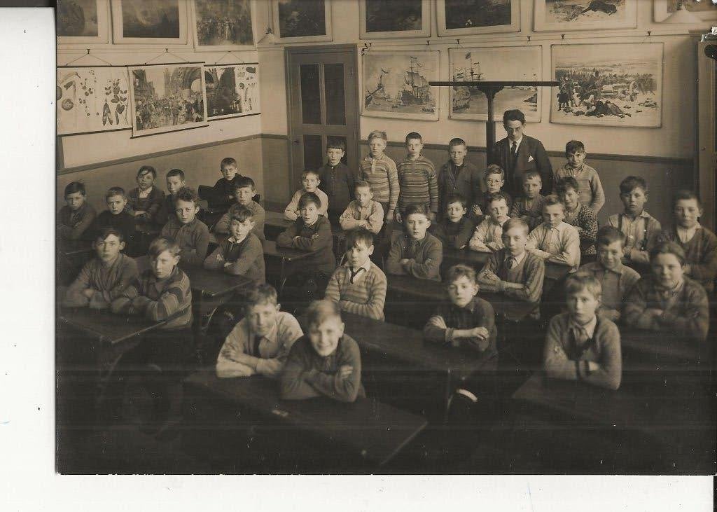 Westland Onbekend Jongensklas met schoolmeester Kabinetsfoto, Ophalen of Verzenden, Voor 1920, Ongelopen, Zuid-Holland