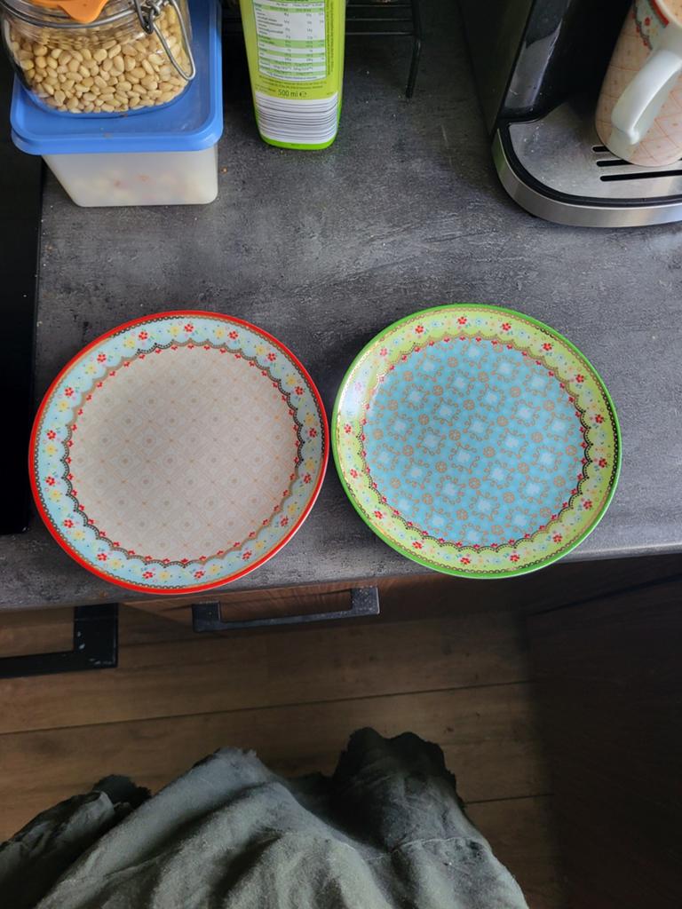Gebaksbordjes AH gezocht, Gebruikt, Keramiek, Ophalen of Verzenden, Bord(en)
