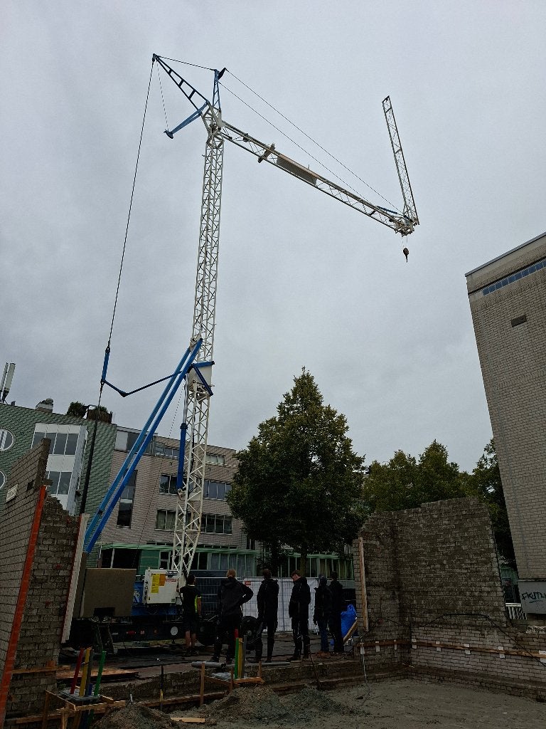 Te koop goedwerkende Movilift 150 Zemag. Bouwkraan, Ophalen, Gebruikt