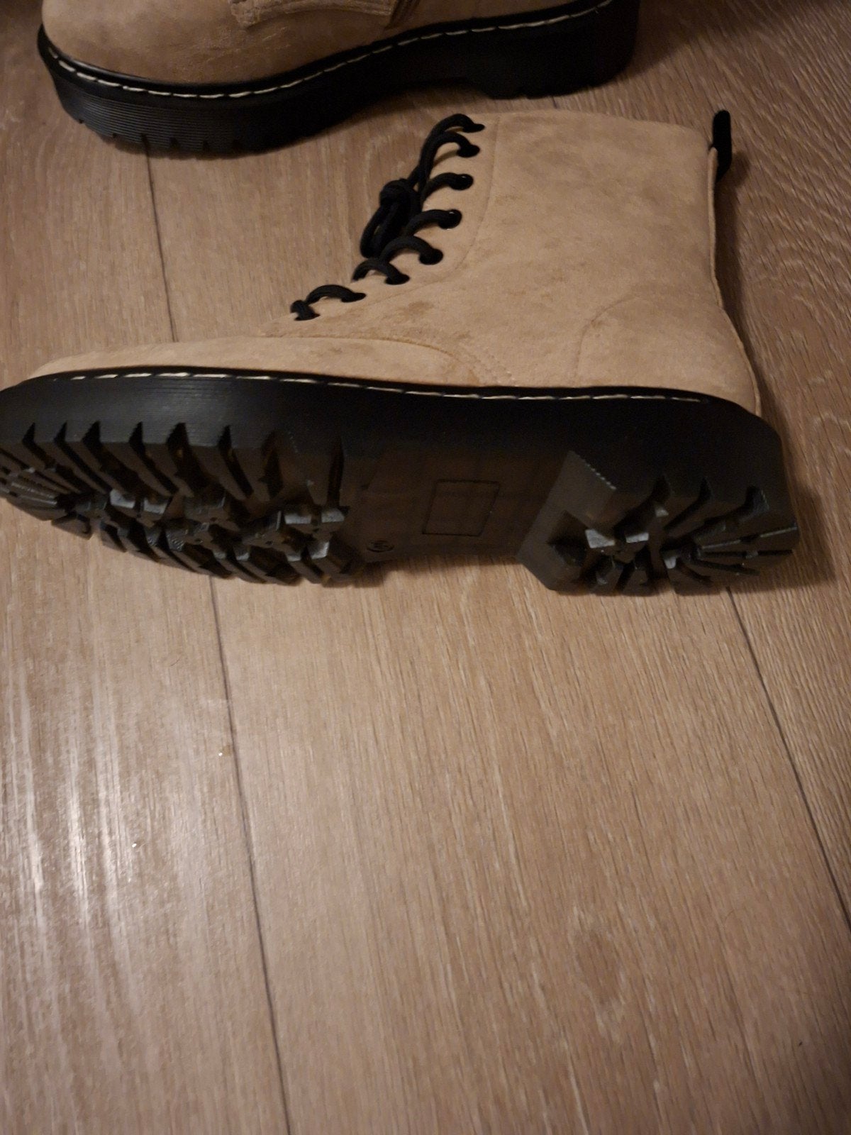 paar nieuwe boots mt 40, Ophalen of Verzenden