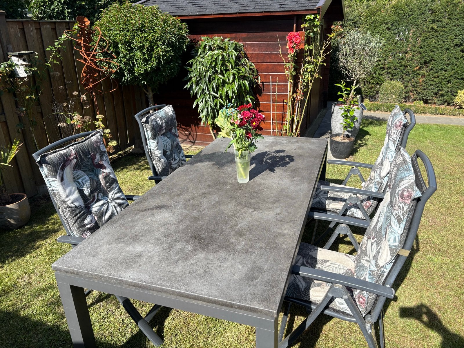 Robuuste granieten tuintafel 220x100 cm incl. 4 tuinstoelen, Ophalen, Gebruikt, Rechthoekig, Overige materialen