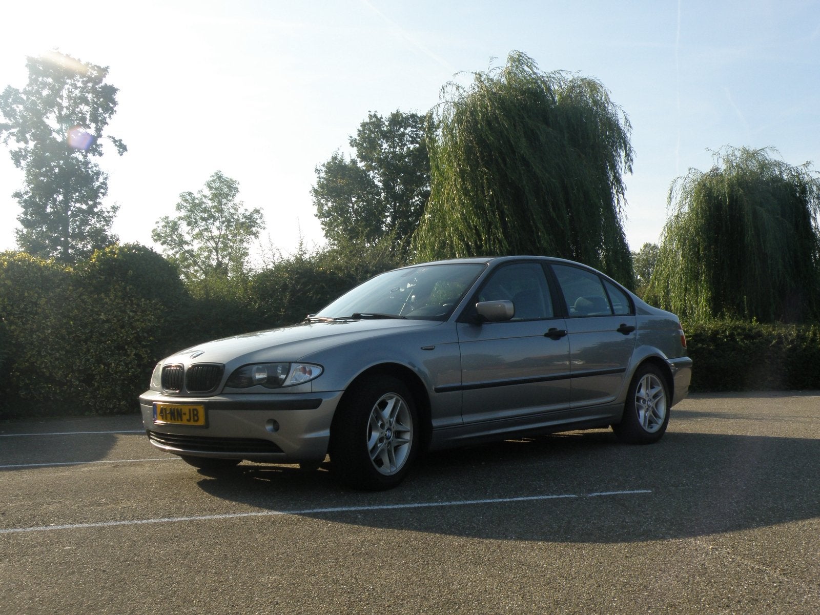 BMW 3-Serie 1.8 I 316 2004 Grijs, Dealer onderhouden, 1250 kg, 4 cilinders, 1796 cc