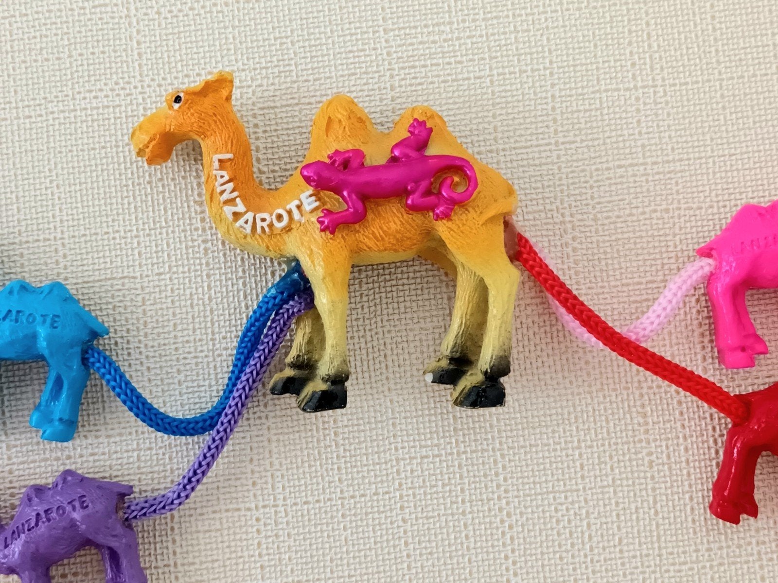 Souvenir kamelen, Ophalen, 1 speler, Zo goed als nieuw, Vanaf 3 jaar