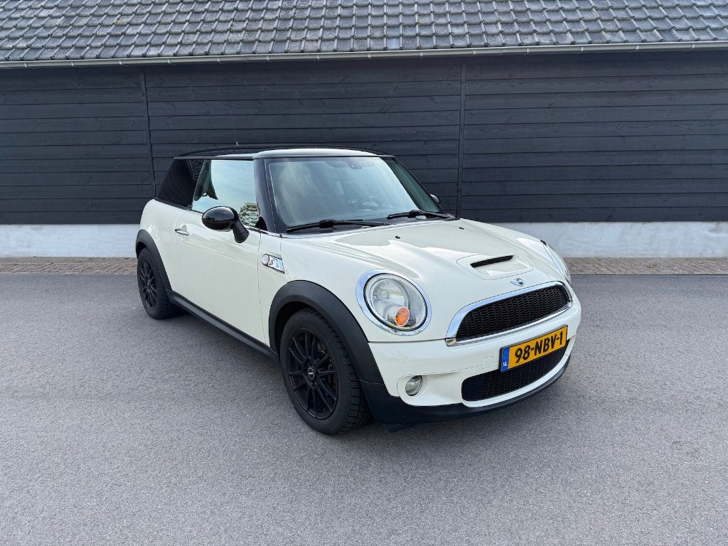 Mini 1.6 Cooper S 2010 Wit , NAP, All season, Nette auto!, Auto's, Stof, Zwart, 4 cilinders, 4 stoelen
