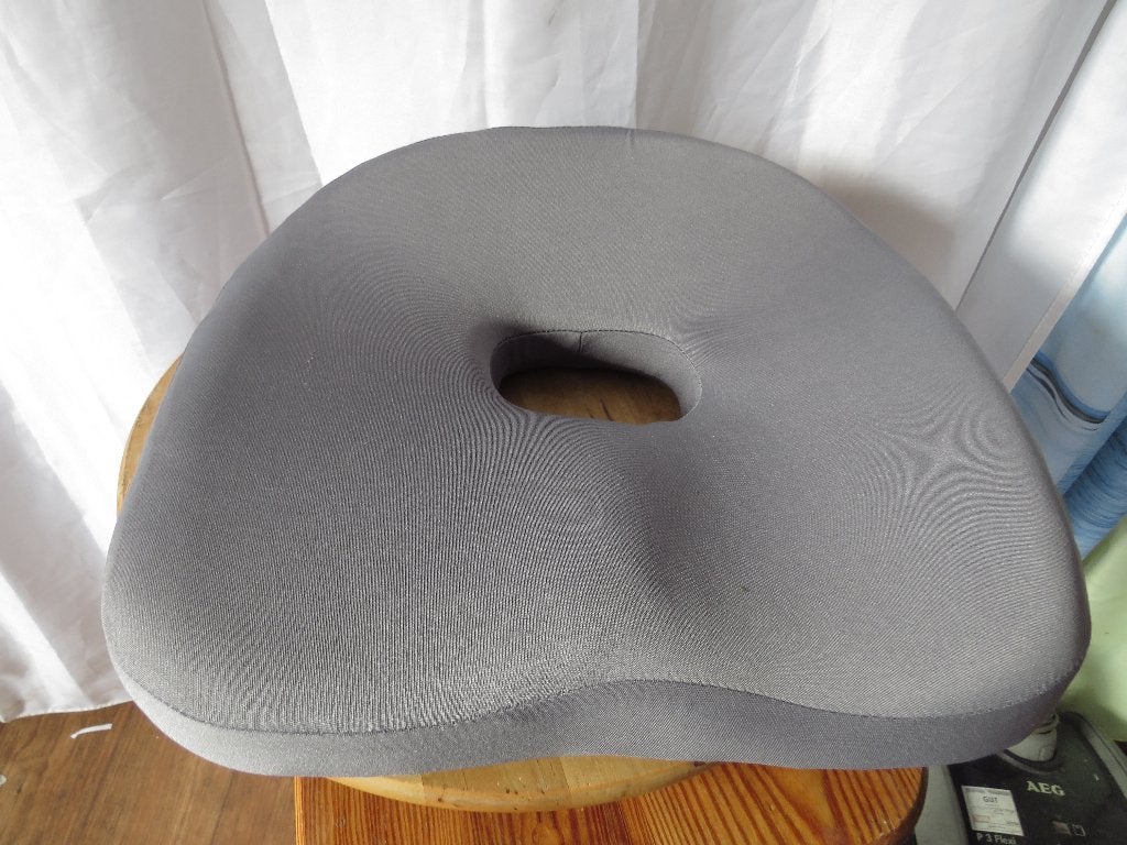 grijs ergonimisch zitkussen drukverlichtend memory foam, Diversen, Ophalen of Verzenden, Gebruikt