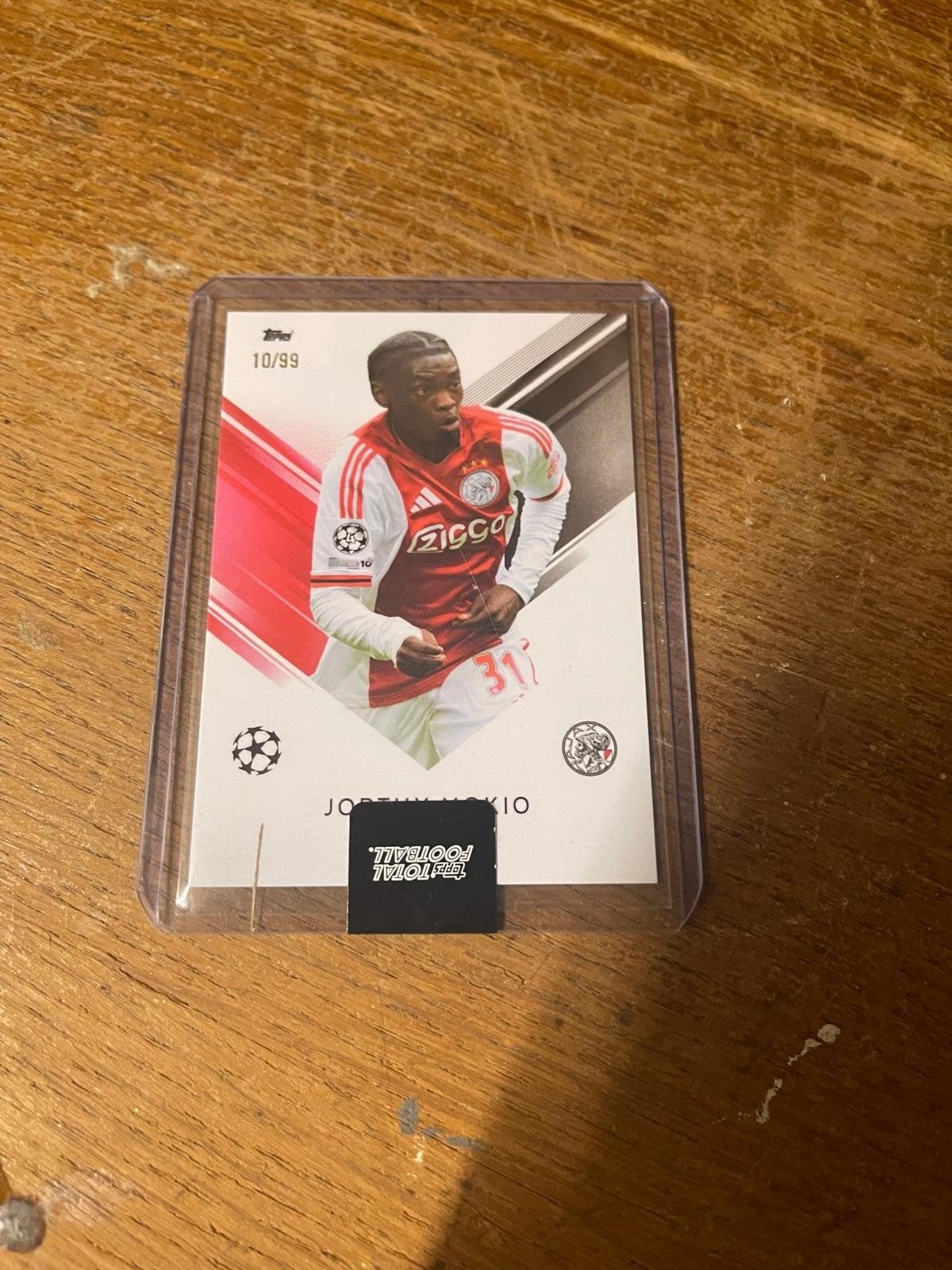 Jorthy Mokio Rookie Ajax Topps Spelerskaart - Limited Editio, Verzamelen, Ophalen of Verzenden, Zo goed als nieuw, Ajax, Spelerskaart
