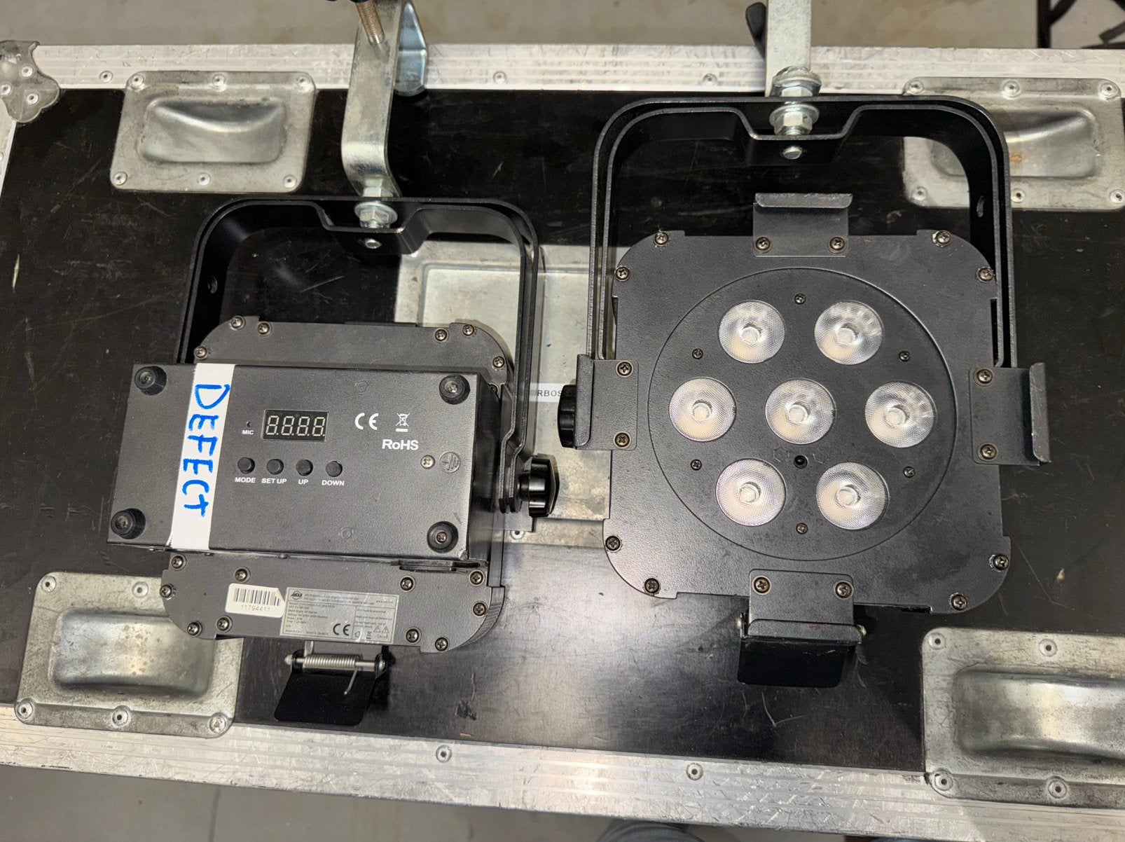 ADJ Flat par Tri7x (2 stuks defect), Muziek en Instrumenten, Ophalen of Verzenden, Zo goed als nieuw, Licht