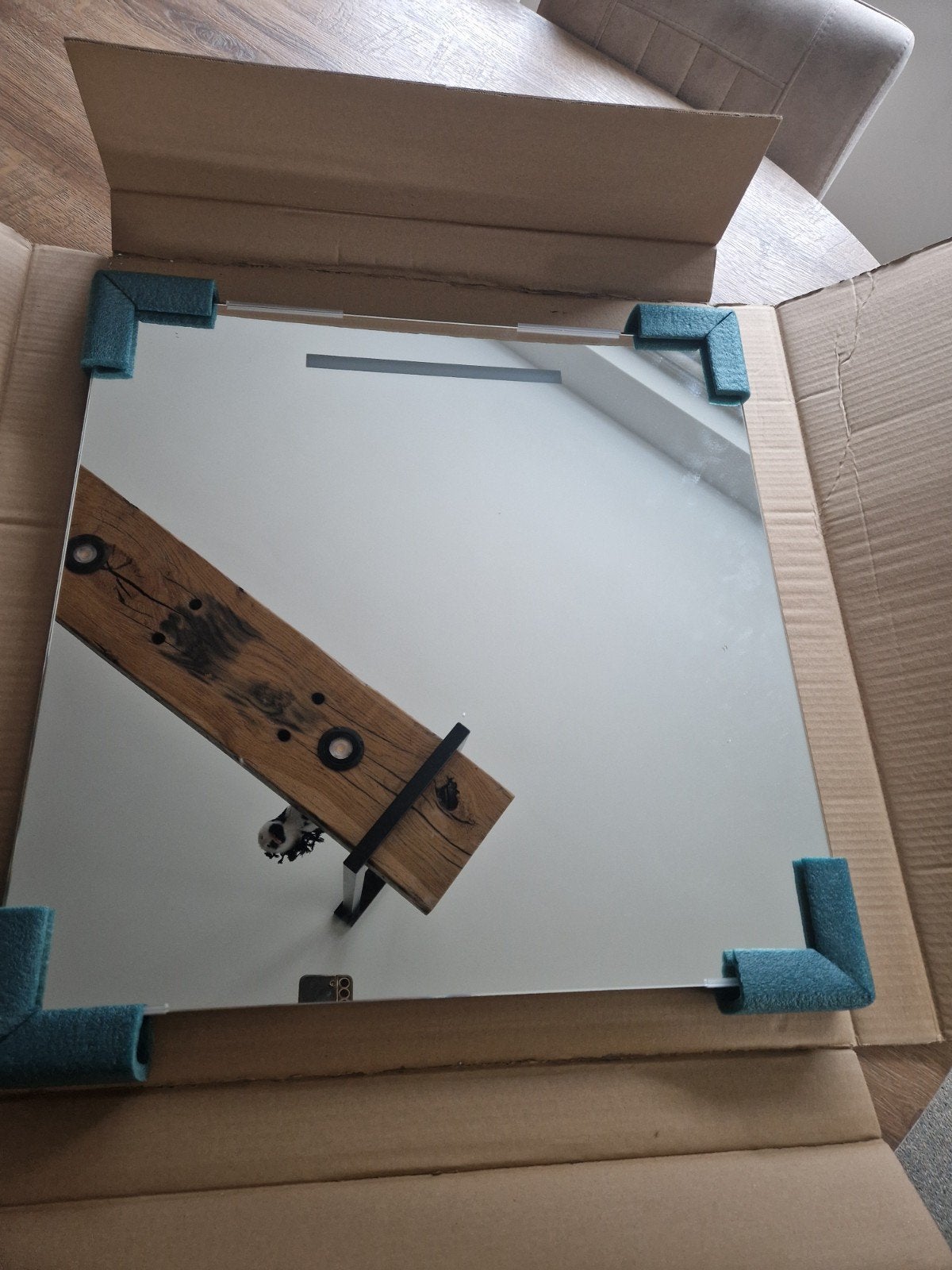 Nieuwe badkamerspiegel met geïntegreerde LED verlichting, Ophalen, Vierkant, Nieuw, Minder dan 100 cm