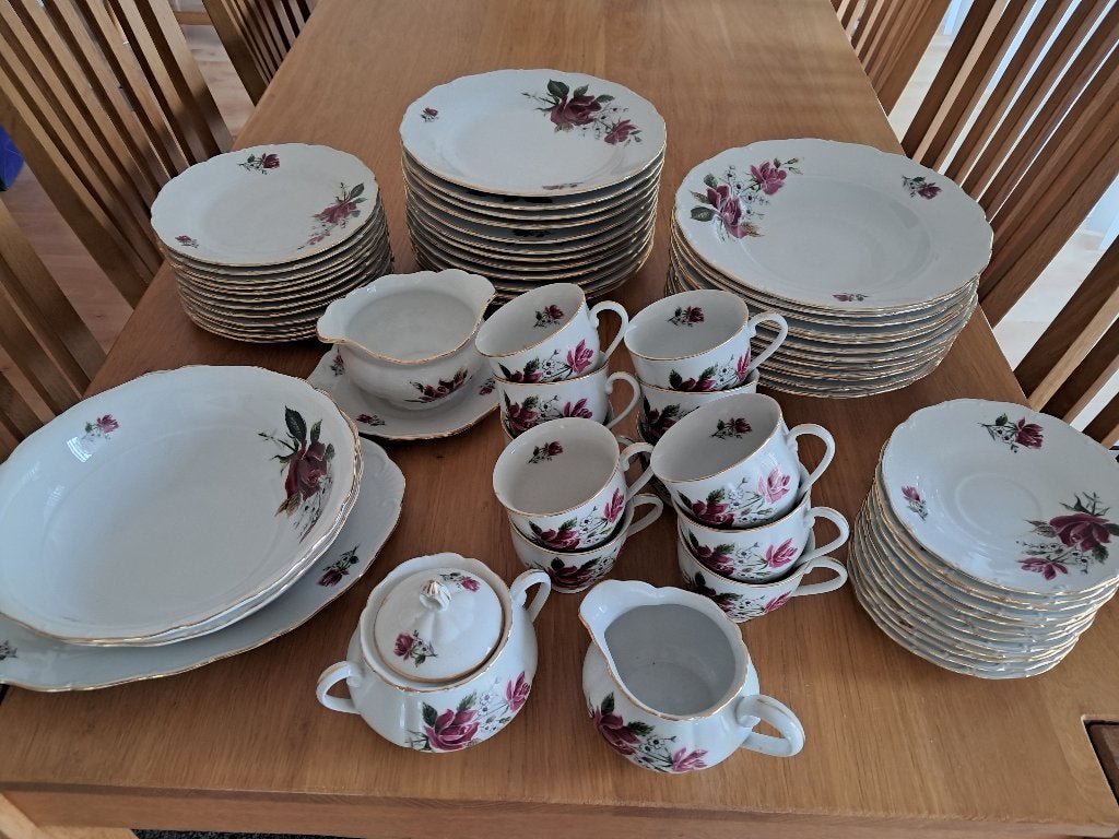 65 delig servies van Haas & Czjzek made in Czechoslovakia, Ophalen, Vintage, Zo goed als nieuw, Porselein