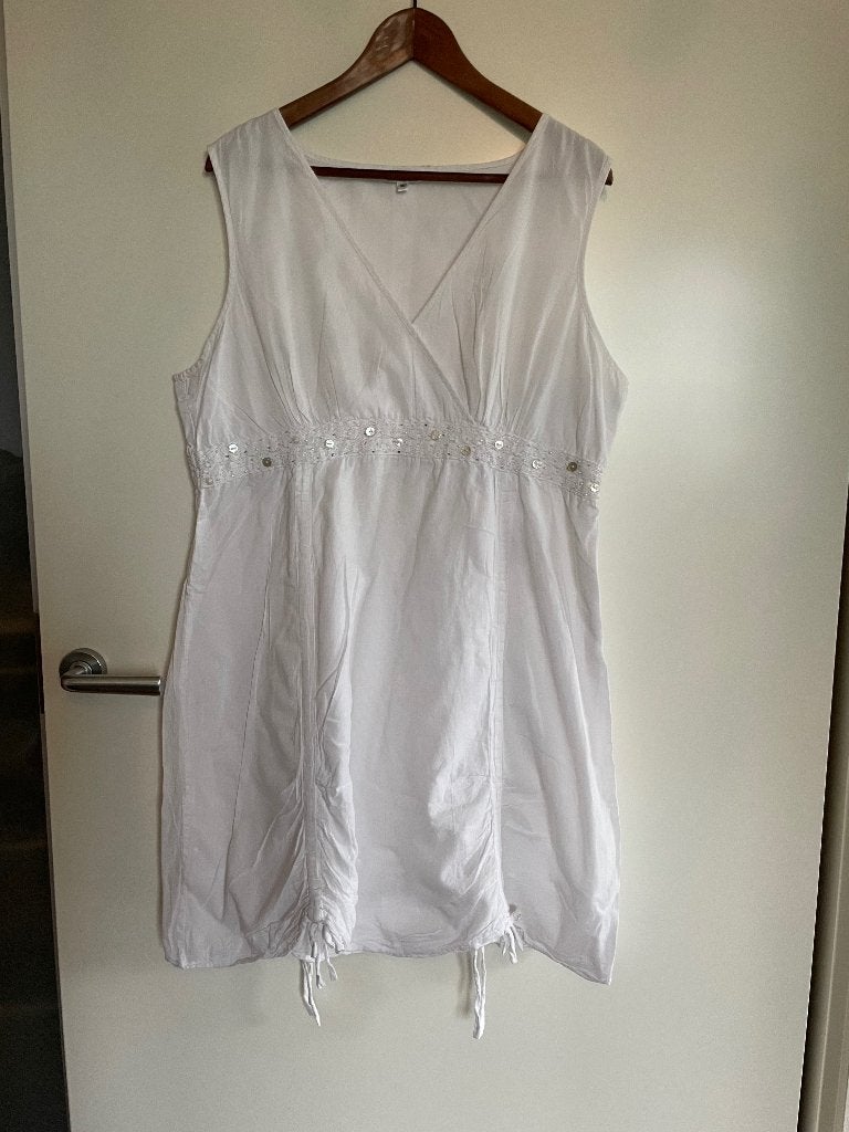 Witte zomerse tuniek, maat 46, zo goed als nieuw, Kleding | Dames, Grote Maten, Ophalen of Verzenden, Zo goed als nieuw, Wit, Blouse of Tuniek