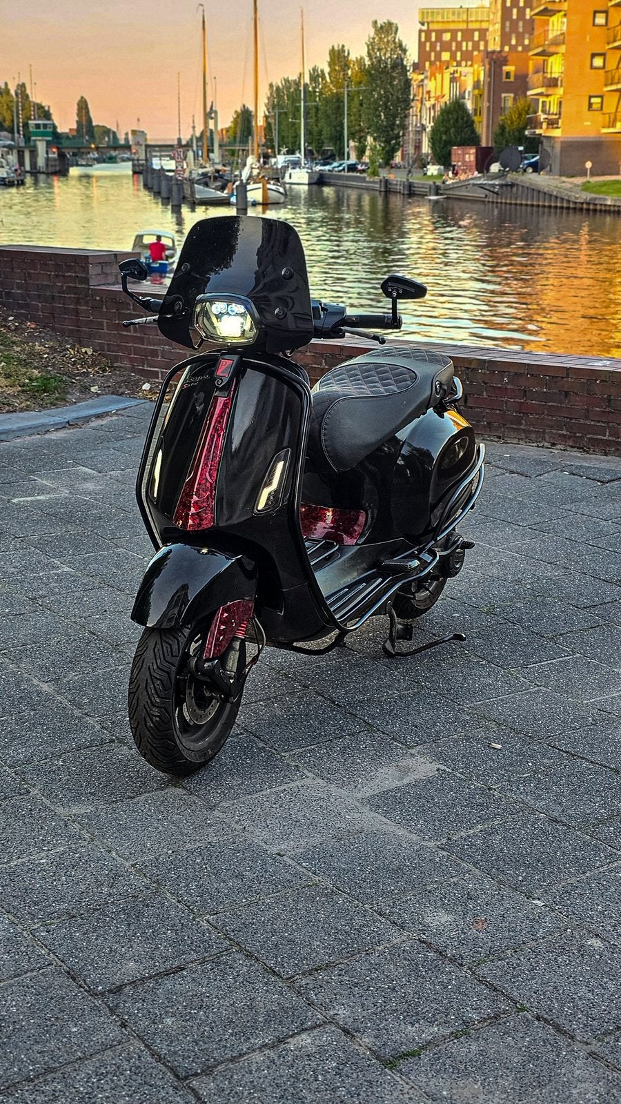 Vespa Sprint 2017 – 4T 80cc 2V | Opgevoerd | Geel kenteken, Ophalen, Overige modellen, Maximaal 45 km/u, Zo goed als nieuw