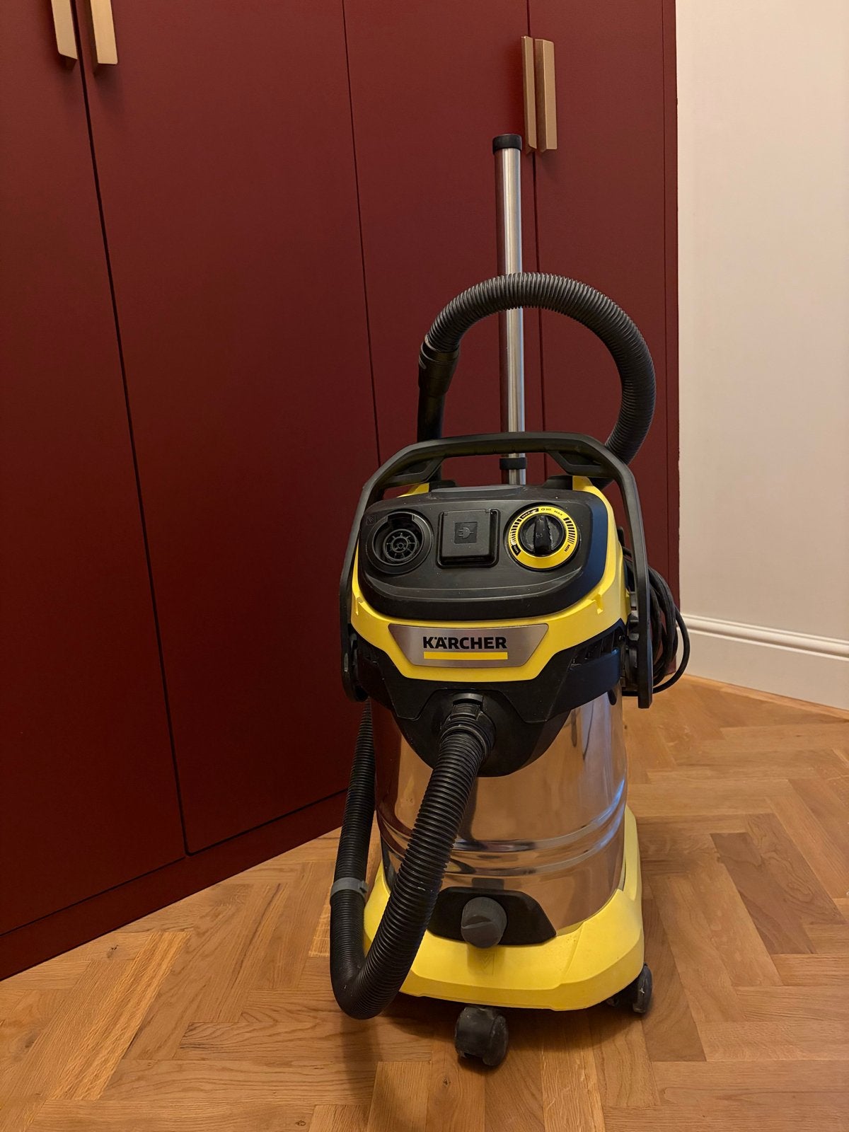 Kärcher WD6 Nat-/Droogzuiger, Inclusief accessoires, Gebruikt, Kärcher, Industriële stofzuiger