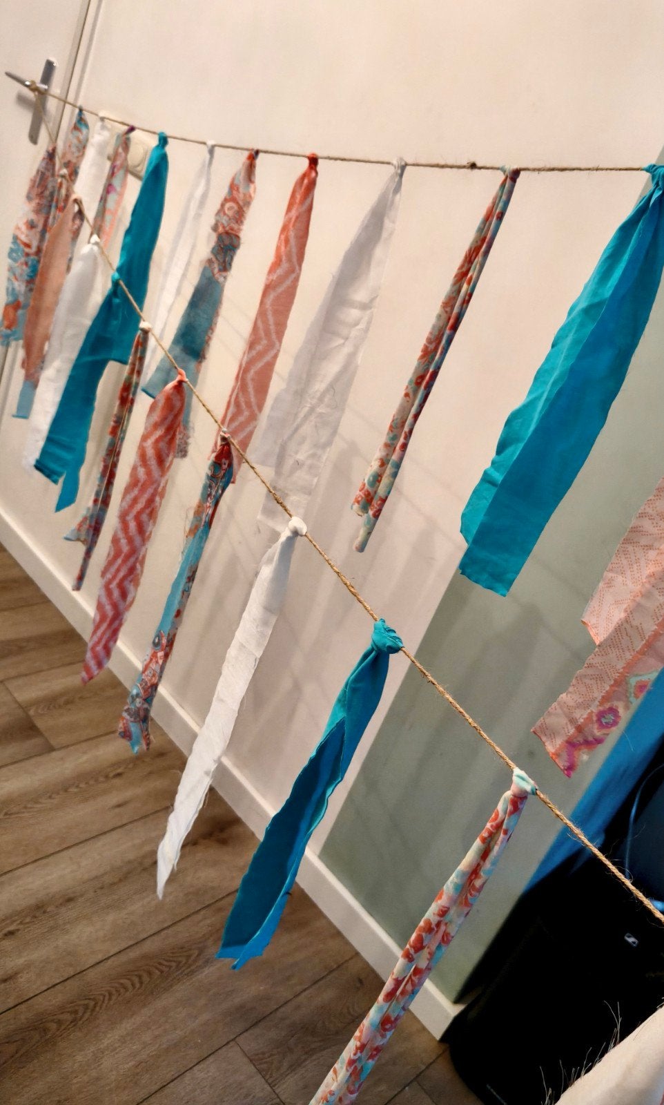 Ibiza linten slinger 6 mtr Turquoise/zalm/wit, Meerkleurig, Boho, Ophalen of Verzenden, Zo goed als nieuw