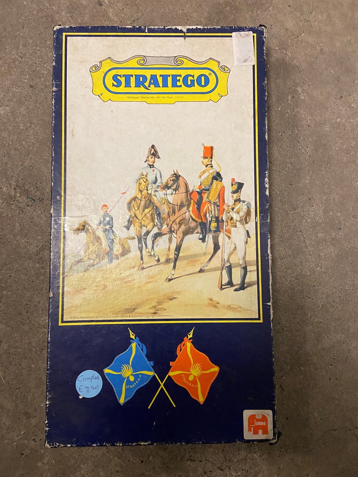 Stratego bordspel compleet in doos, Hobby en Vrije tijd, Gezelschapsspellen | Bordspellen, Ophalen of Verzenden, Zo goed als nieuw