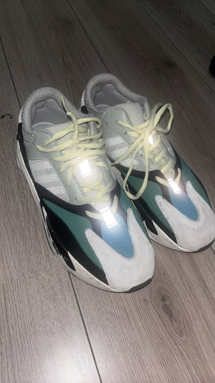 Yeezy Boost 700 Wave Runner - Zo goed als nieuw 1x Gedragen., Kleding | Heren, Schoenen, Overige kleuren, Ophalen of Verzenden