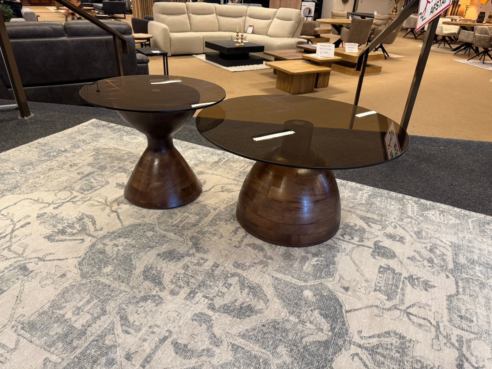 Salontafelset 50%Korting2-Delig mangohout walnoot/smokeglas, Huis en Inrichting, Ophalen, #Salontafel#2-Delig#Walnoot#Smokeglas#Mangohout