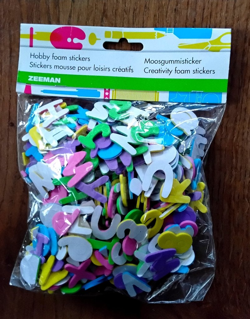 Hobby foam stickers - letters en cijfers - nieuw, Ophalen of Verzenden, Nieuw, Knutselen