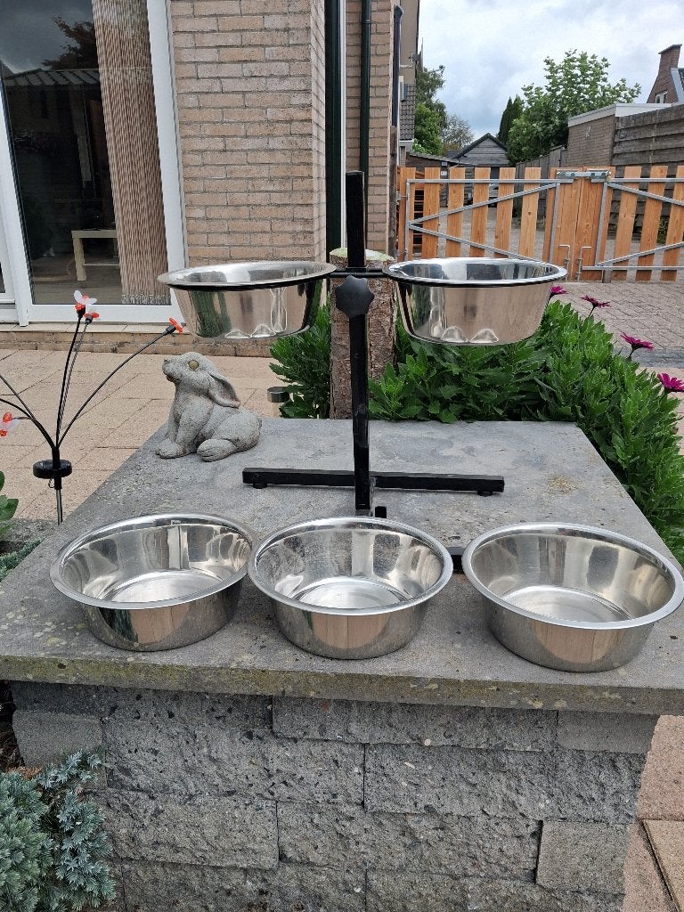 Voederstandaard hond, met 5 RVS bakken., Ophalen of Verzenden, Verstelbaar, Gebruikt