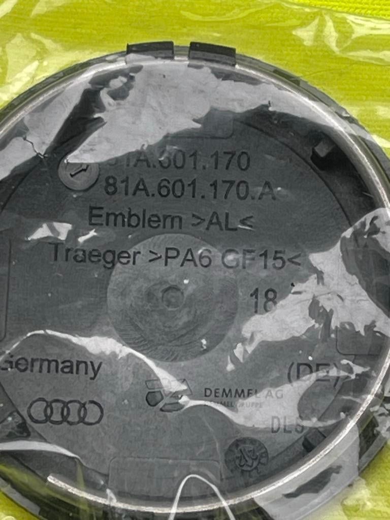 Set van 4 + 4 originele Audi naafdoppen (OEM) - Nieuw, Ophalen of Verzenden, Nieuw