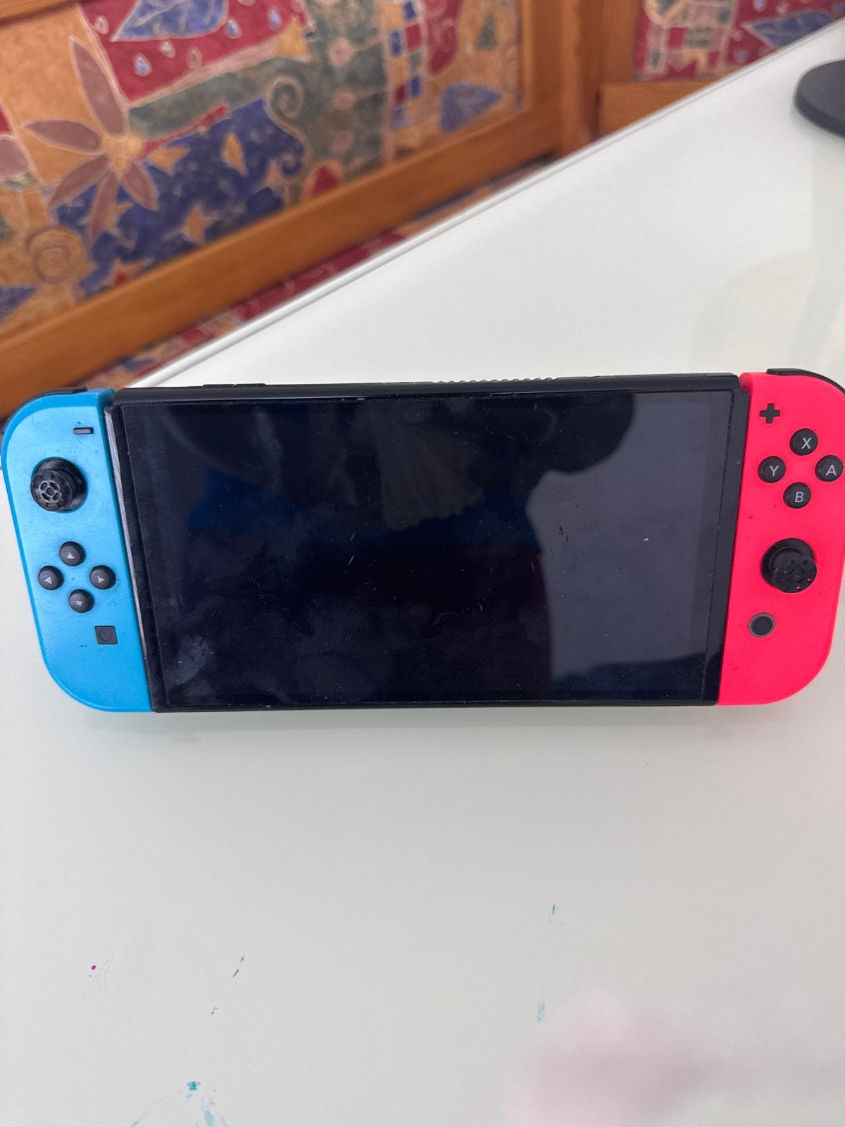 Nintendo Switch - Oplaadpunt defect, werkt verder goed, Spelcomputers en Games, Ophalen of Verzenden, Niet werkend, Met 2 controllers