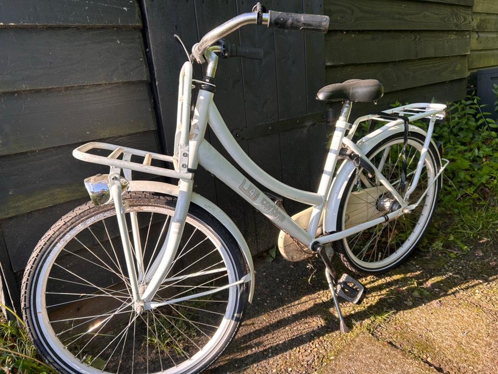Cortina meisjesfiets 24 inch, Fietsen en Brommers, Fietsen | Meisjes, Ophalen, Terugtraprem, Handrem, Gebruikt