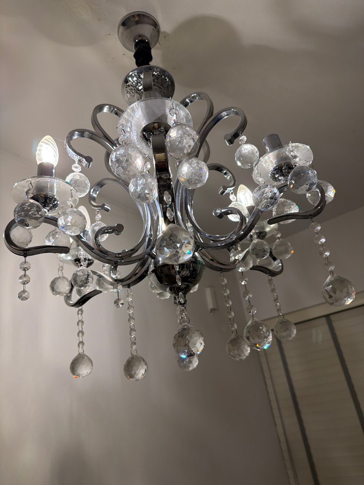 Elegante Kroonluchter met Kristallen Decoratie, Ophalen of Verzenden, Zo goed als nieuw, Glas, E14 (klein)