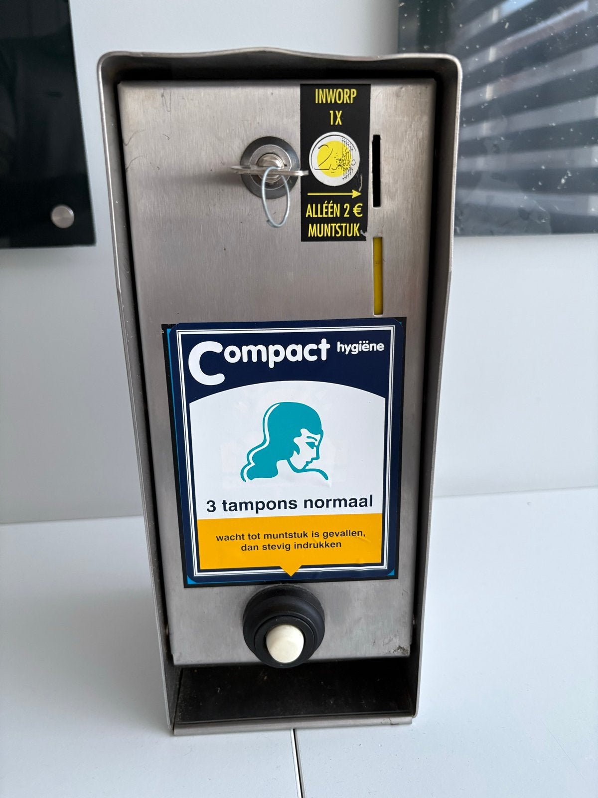 Tampon compact muurapperaat, Verzenden, Zo goed als nieuw, Gebruiksvoorwerp