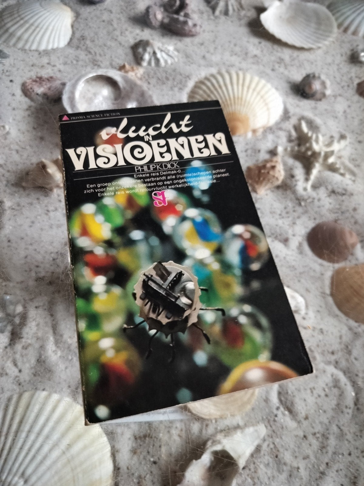 Philip K Dick - Vlucht in visoenen, Ophalen of Verzenden, Gelezen