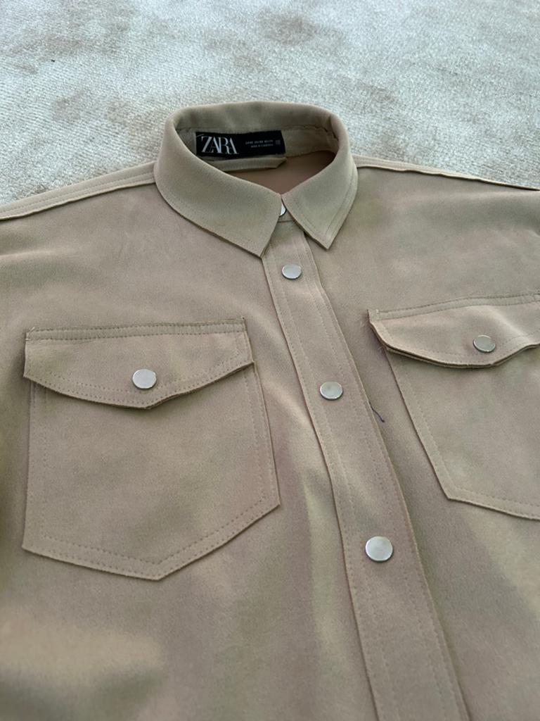 Zara Overshirt Suède Look Beige XS, Ophalen of Verzenden, Zo goed als nieuw, Maat 34 (XS) of kleiner, Beige