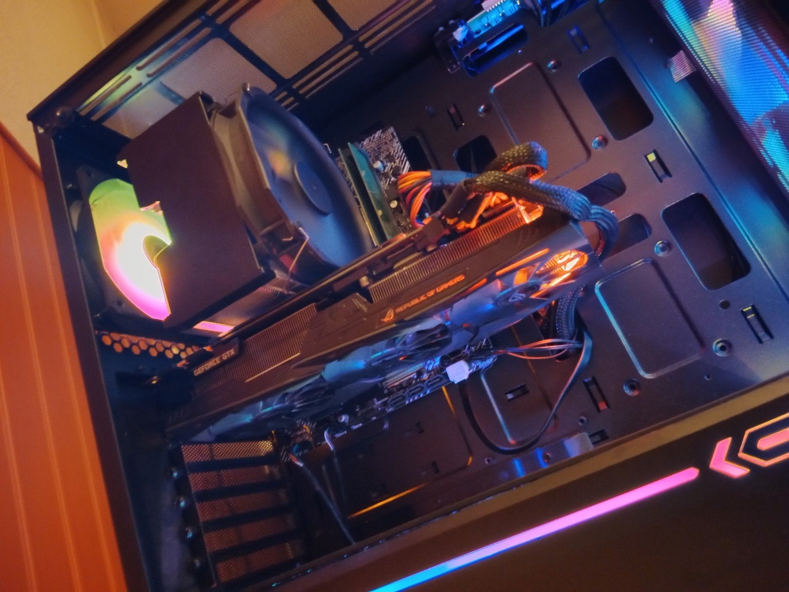 Foto 9 van gaming pc