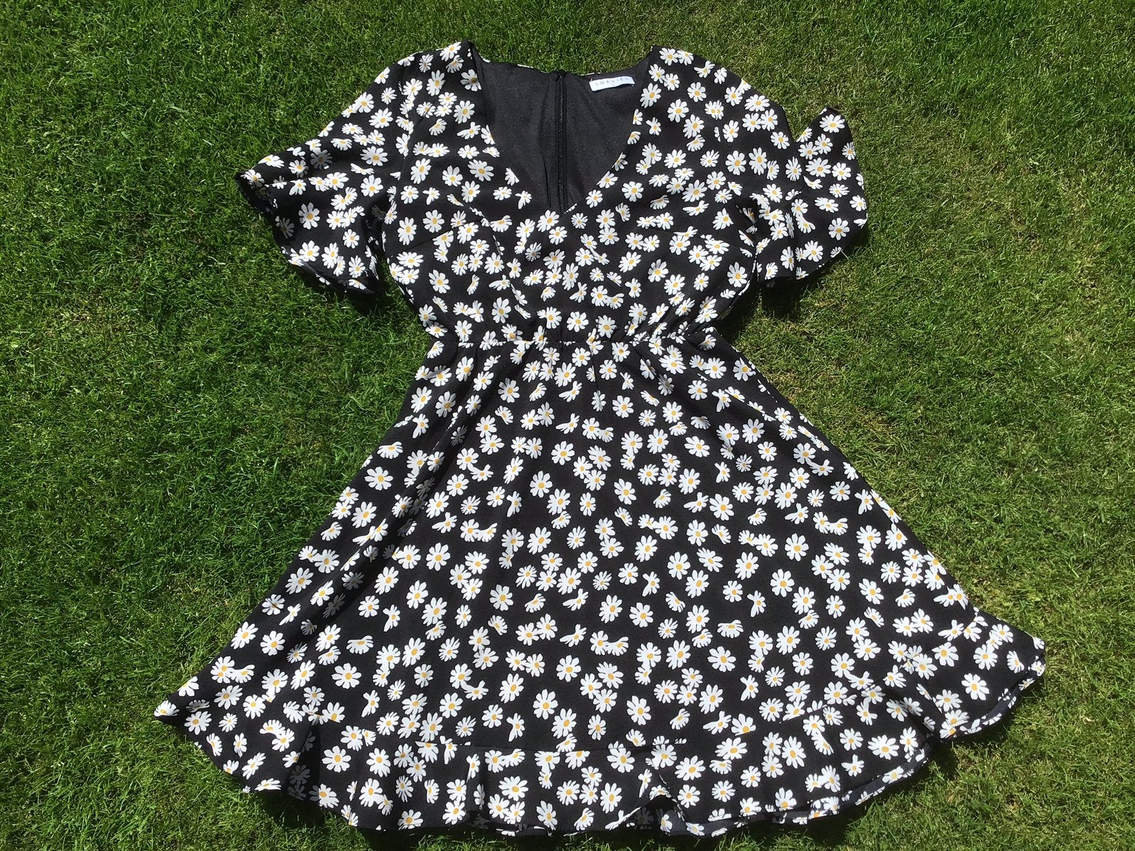 Loavies jurk met madeliefjes - maat S - nieuw, Kleding | Dames, Maat 38/40 (M), Zwart, Ophalen of Verzenden, Zo goed als nieuw