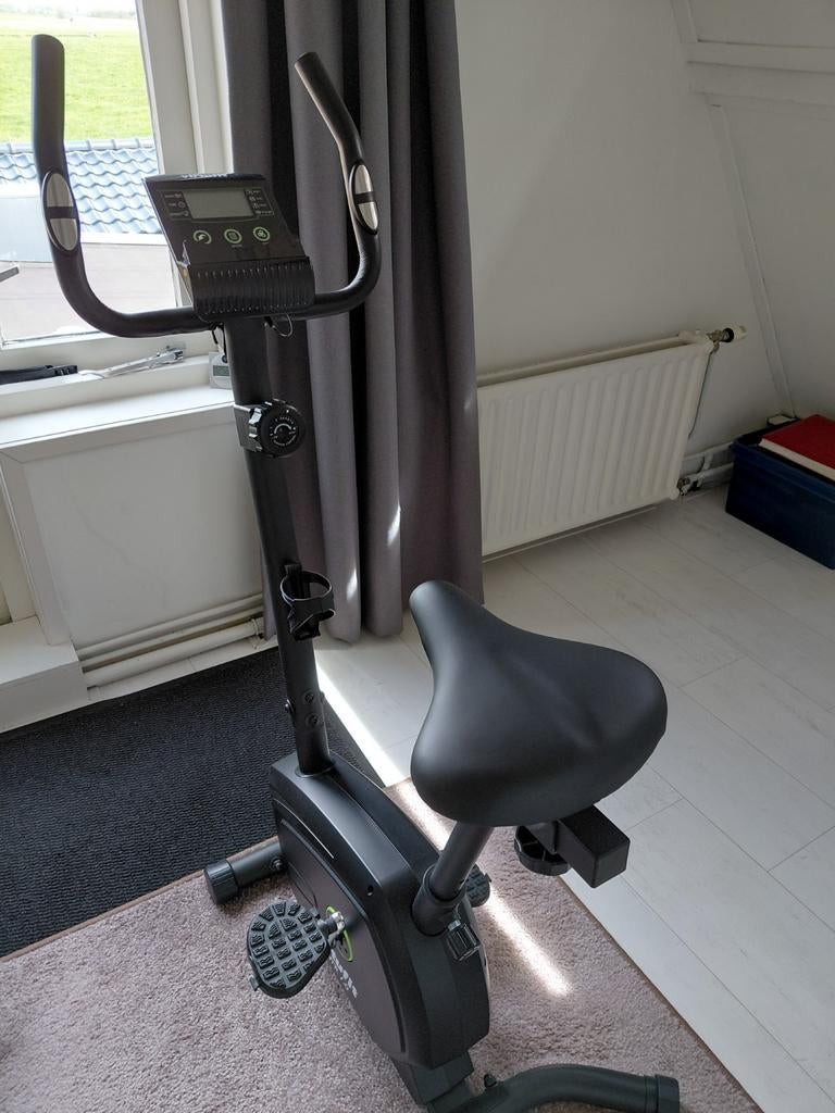 Hometrainer - Ideaal voor thuisworkouts, Ophalen, Zo goed als nieuw, Hometrainer
