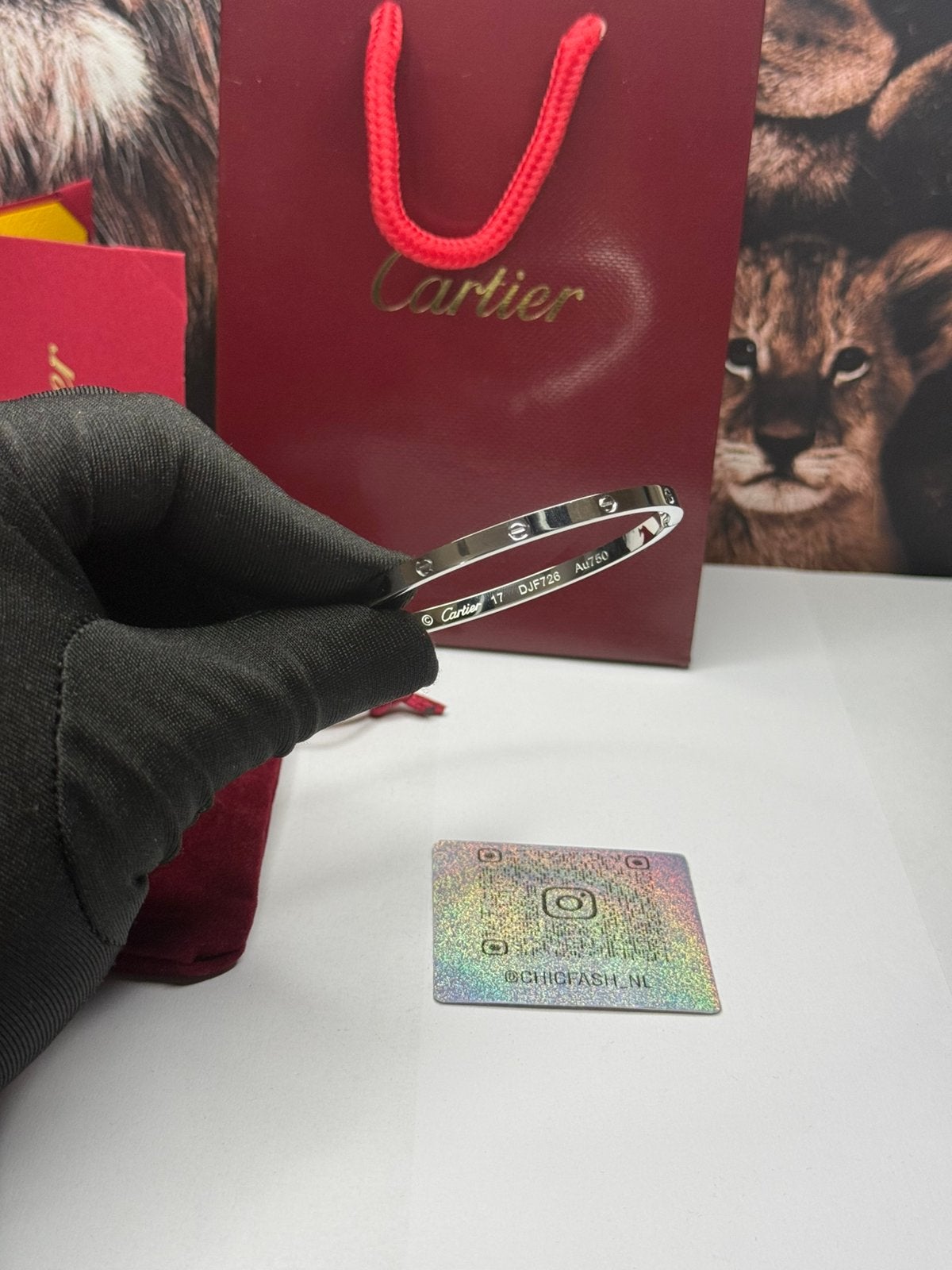 CARTIER LOVE - ARMBAND, DUNNE MODEL, Ophalen of Verzenden, Zo goed als nieuw, Zilver