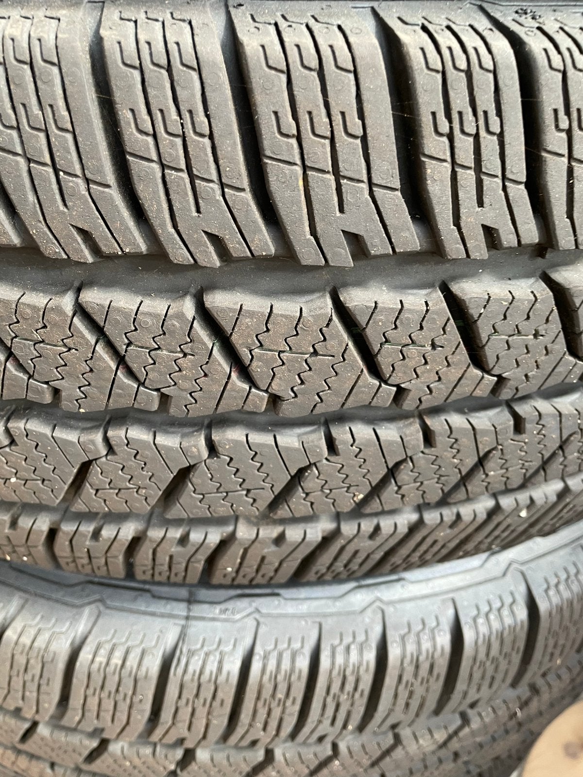 4 Winterbanden met velg voor Mercedes Benz Sprinter, Ophalen, Bestelwagen, 16 inch, Banden en Velgen