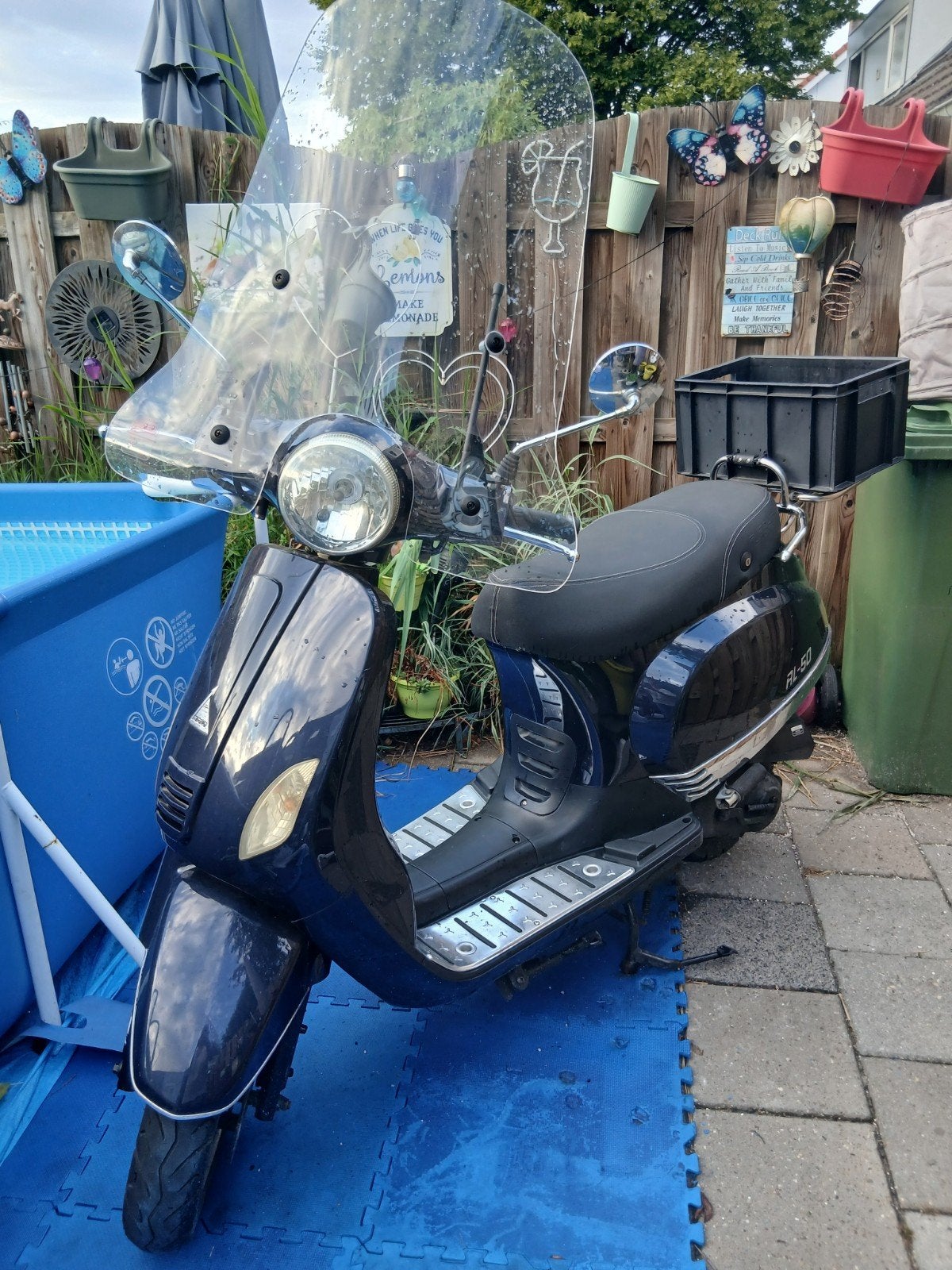 Snor Scooter is van 2 juli 2015 Ophalen in Ulestraten, Fietsen en Brommers, Ophalen, Gebruikt, Benzine, Overige merken