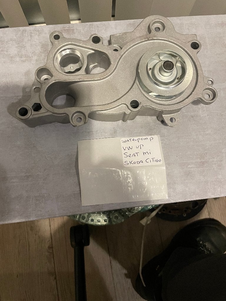 Nieuwe waterpomp VW UP Seat MI Skoda Citigo, Ophalen of Verzenden, Nieuw