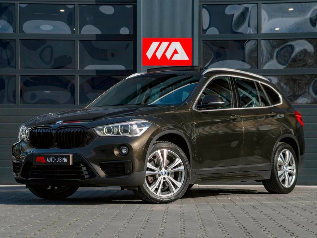 BMW X1 XDrive20i Centennial High Executive, Auto's, BMW, Bedrijf, Te koop, X1, 4x4, ABS, Achteruitrijcamera, Adaptive Cruise Control